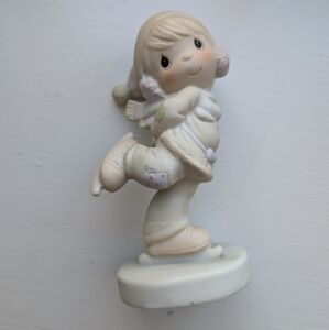 Precious Moments Skater "Dropping In For Christmas" Figurine